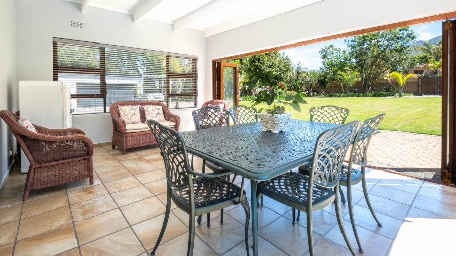 4 Bedroom Property for Sale in Heatherlands Western Cape